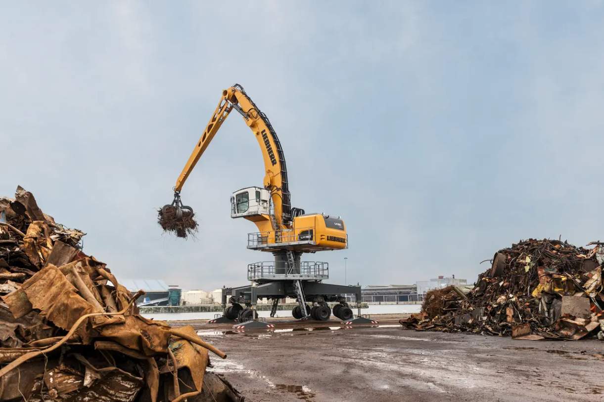 Liebherr Materialumschlagbagger LH 150 M HighRise Industry G6.0-D