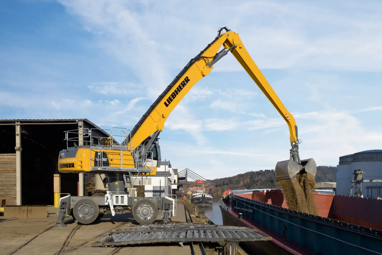 Liebherr Materialumschlagbagger LH 60 M HighRise Industry G6.0-D