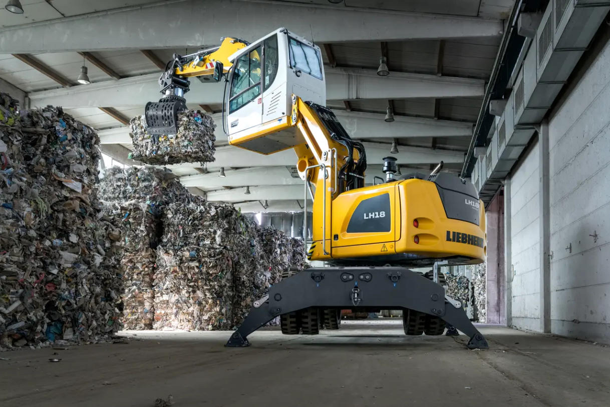 Liebherr Materialumschlagbagger LH 18 M Industry G6.0-D