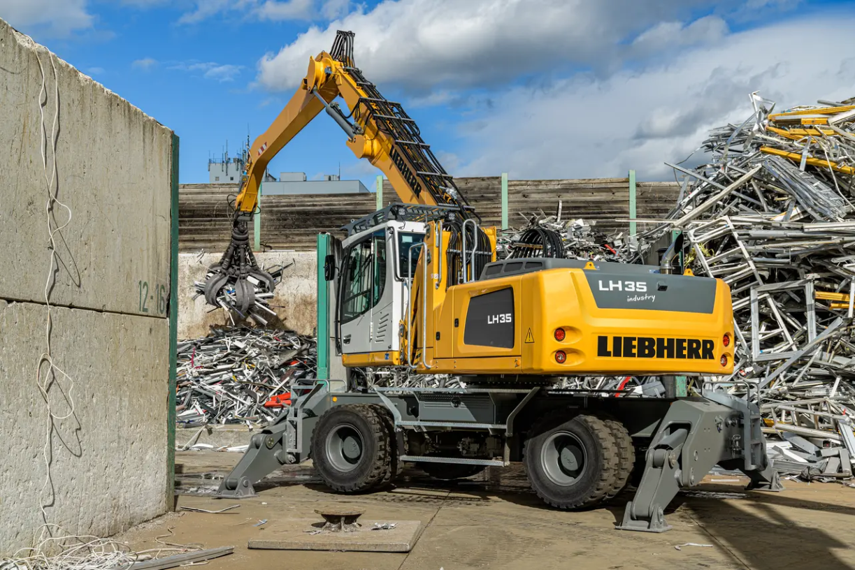 Liebherr Materialumschlagbagger LH 35 M Industry G6.0-D