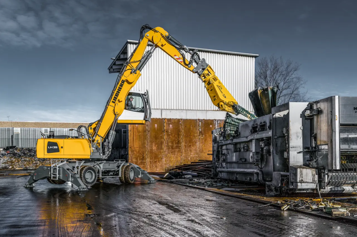 Liebherr Materialumschlagbagger LH 35 M Industry G6.0-D