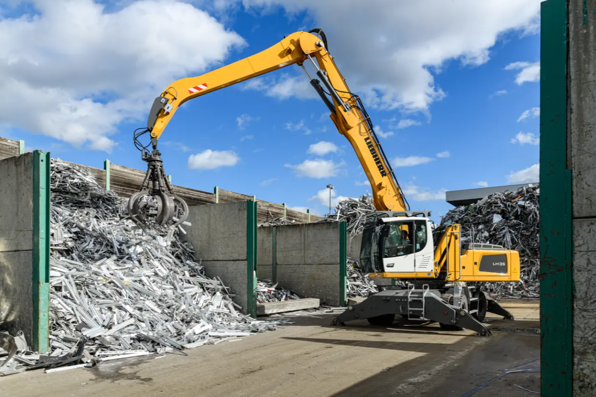 Liebherr Materialumschlagbagger LH 35 M Industry G6.0-D